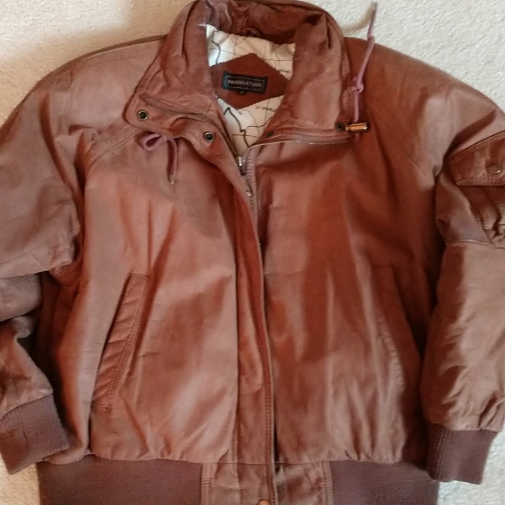 Vintage 80's leather bomber jacket  Medium